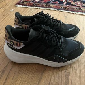 Adidas chiogo sneakers 7